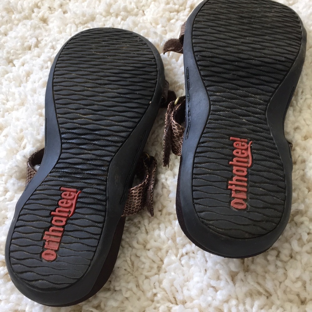 Vionic Sandals - Picture 2 of 4